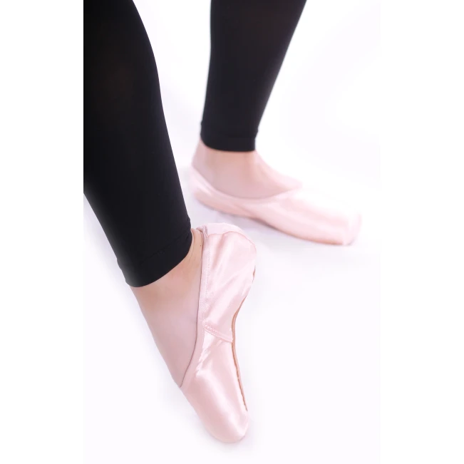 Capezio Studio, poante Capezio Studio, poante