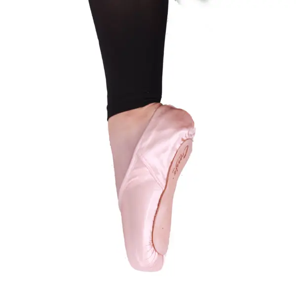 Capezio Studio, poante