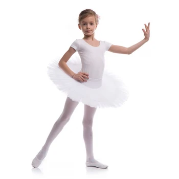 Rebecca,  fustita tutu cu cerc