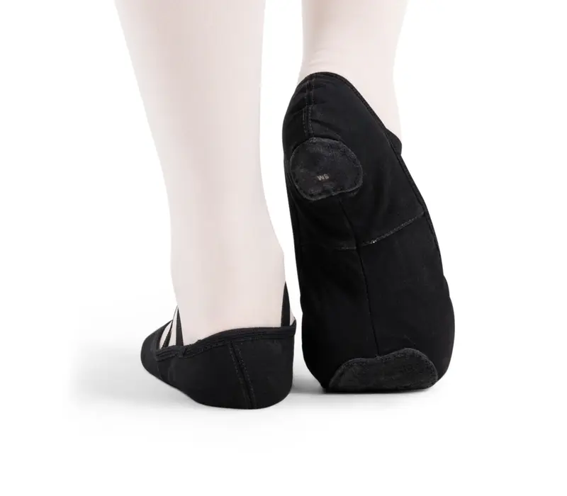 Capezio Stella, flexibili din pânză pentru baieti - Negru