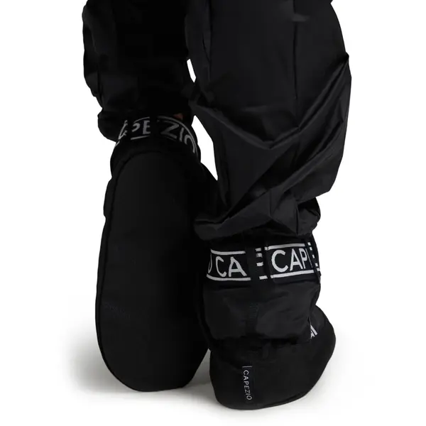 Capezio Varsity Bootie, încălțăminte cu încălzire Capezio Varsity Bootie, încălțăminte cu încălzire