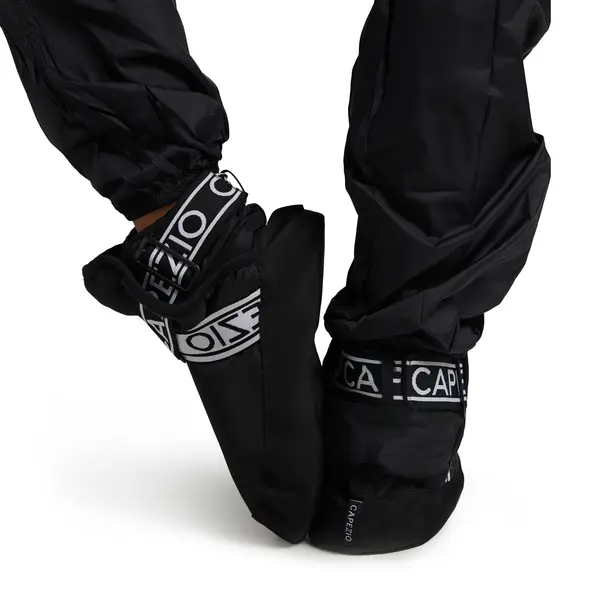 Capezio Varsity Bootie, încălțăminte cu încălzire Capezio Varsity Bootie, încălțăminte cu încălzire