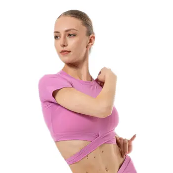 Benita, top de damă cu mânecă scurtă și cu legare Benita, top de damă cu mânecă scurtă și cu legare