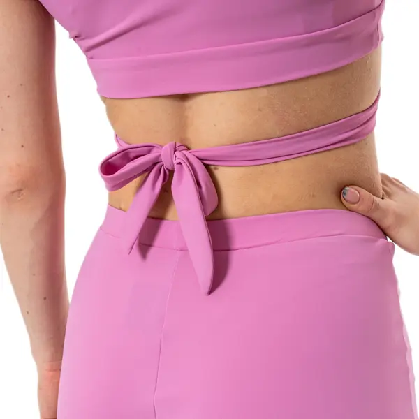 Benita,  top de damă cu mânecă scurtă și cu legare