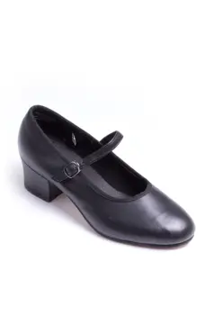 Sansha Moravia, pantofi de caracter