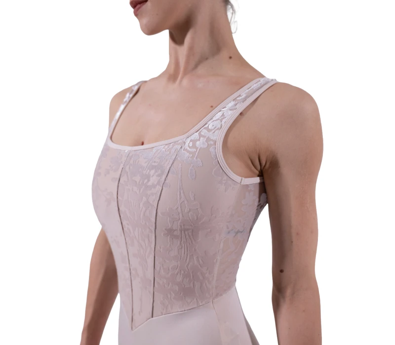 Capezio Cristóbal, body de dans pentru femei cu bretele groase - Gri cristal Capezio Capezio Cristóbal, body de dans pentru femei cu bretele groase - Gri cristal Capezio